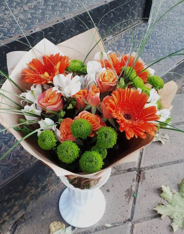 Букет цветов из: Герберы, Хризантемы, Альстромерии и Розы в Лесном Рязанской области