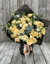 Букет цветов из:  Розы и Лизиантусы в Лесном Рязанской области