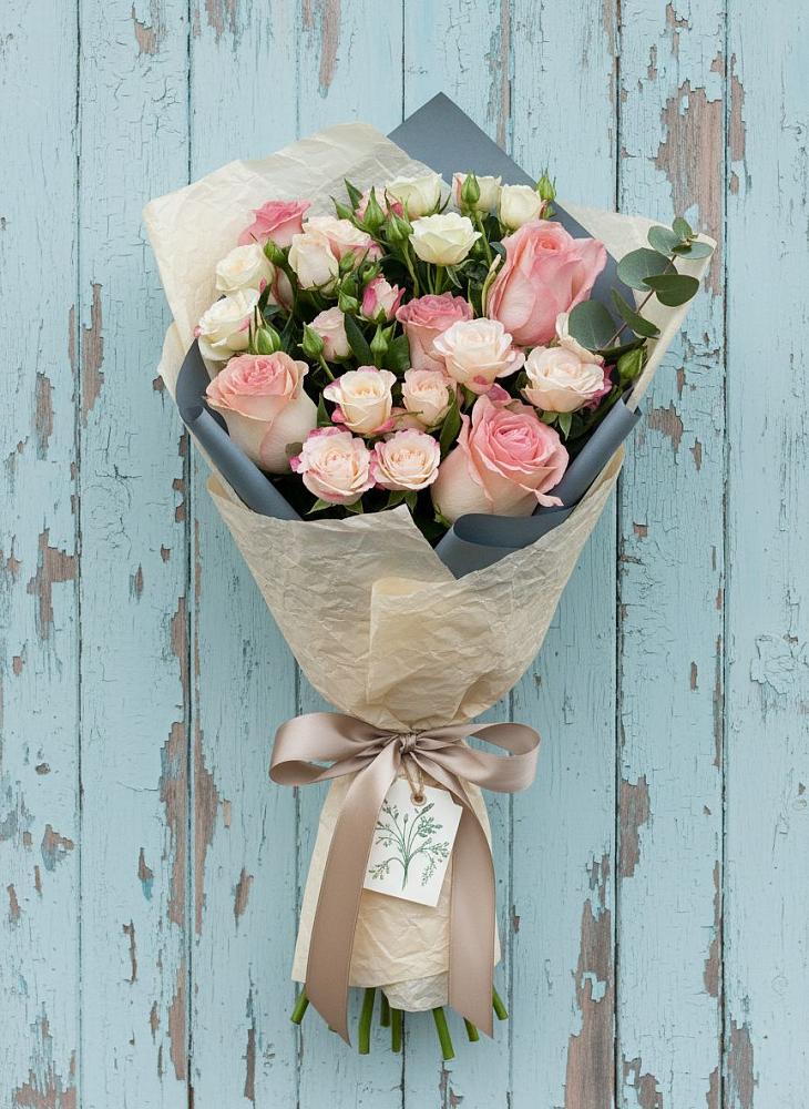 Букет цветов из: Розы в Лесном Рязанской области