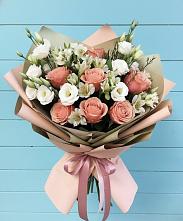 Букет цветов из:  Розы, Альстромерии и Лизиантусы в Лесном Рязанской области