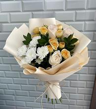 Букет цветов из:  Розы и Хризантемы в Лесном Рязанской области