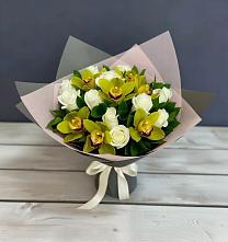 Букет цветов из:  Орхидеи и Розы #REPLACE_PRED# Лесном Рязанской области