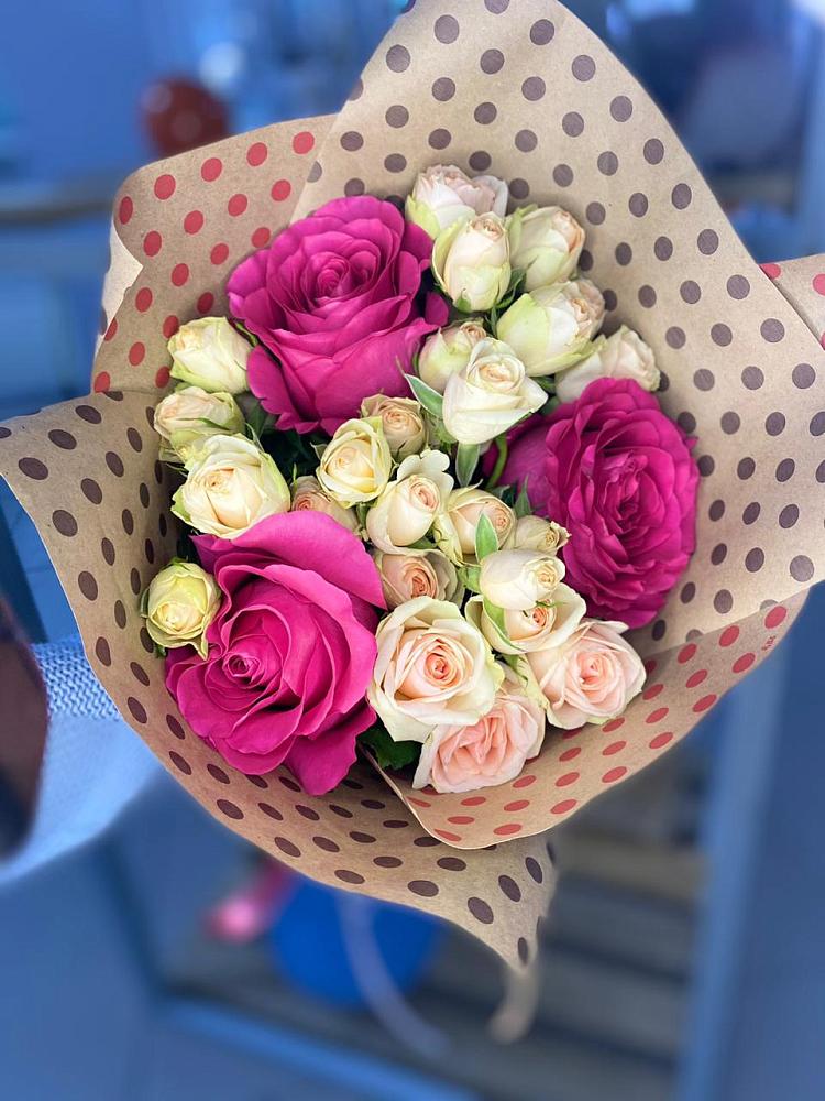 Букет цветов из: Розы в Лесном Рязанской области