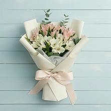 Букет цветов из:  Альстромерии в Лесном Рязанской области