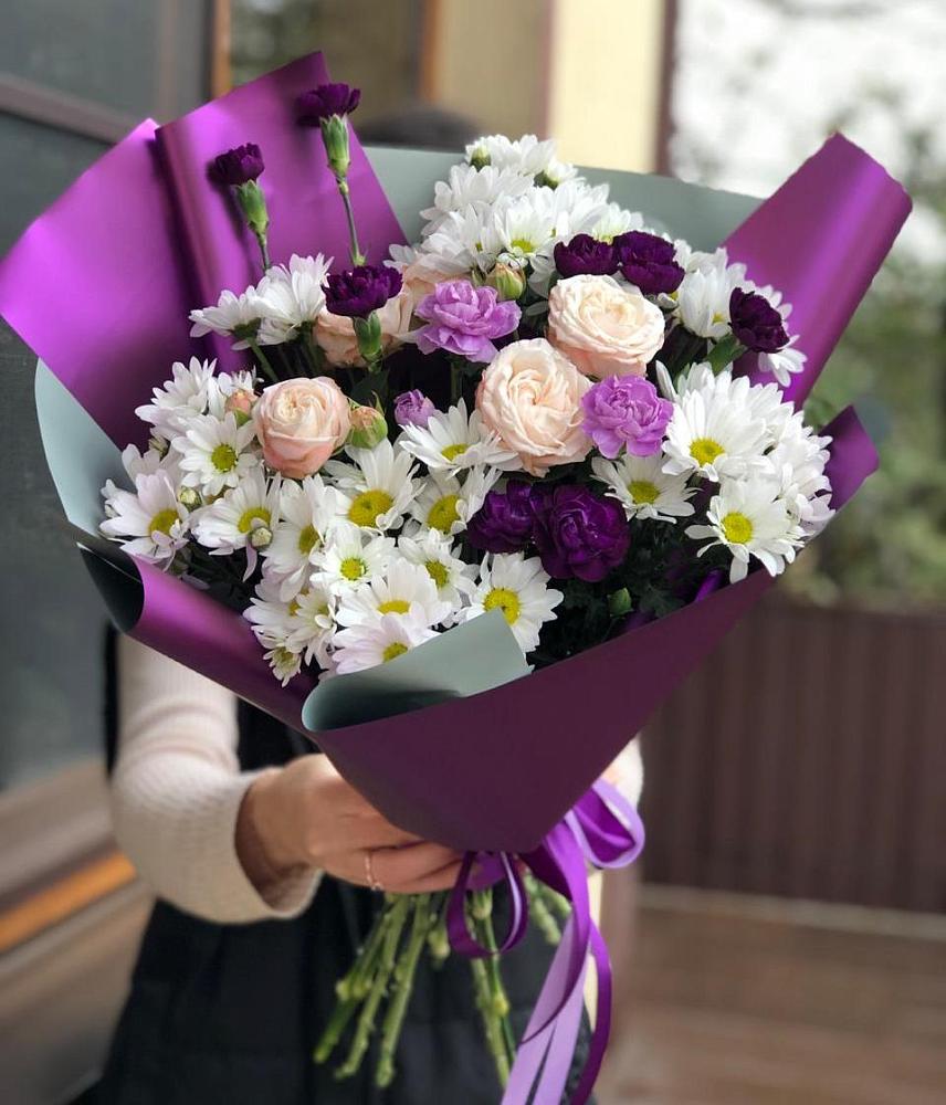 Букет цветов из: Хризантемы, Гвоздики и Розы в Лесном Рязанской области