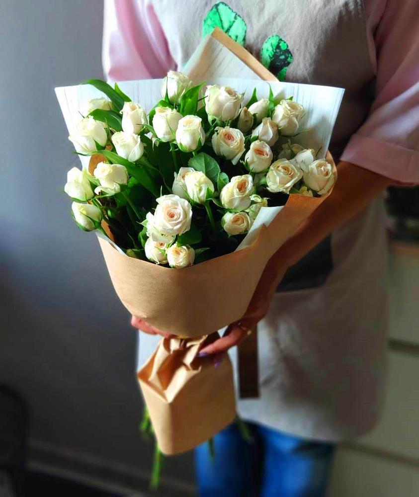 Букет цветов из: Розы в Лесном Рязанской области