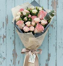 Букет цветов из:  Розы в Лесном Рязанской области