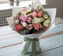 Букет цветов из:  Розы, Лизиантусы и Гвоздики в Лесном Рязанской области