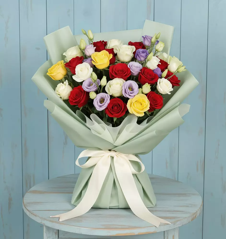 Букет цветов из: Розы в Лесном Рязанской области