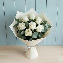 Букет Белые розы в Эвкалипте в Лесном Рязанской области